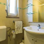 Apartment Damir 2 By Guide Galižana