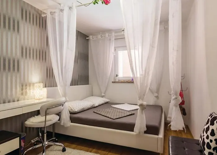 Damir 2 By Guide Apartment